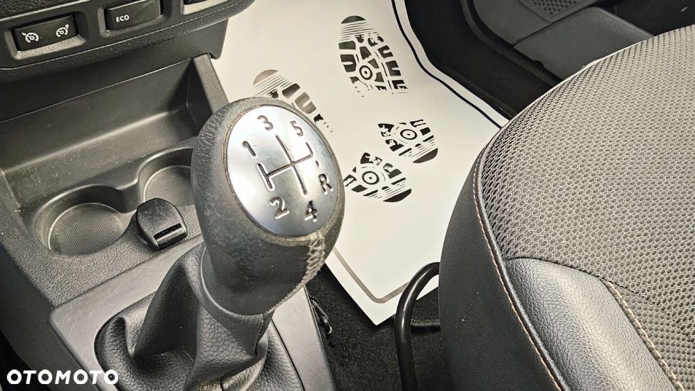 Dacia Lodgy TCe 115 Stepway - 33