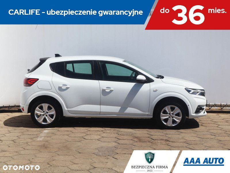 Dacia Sandero - 8
