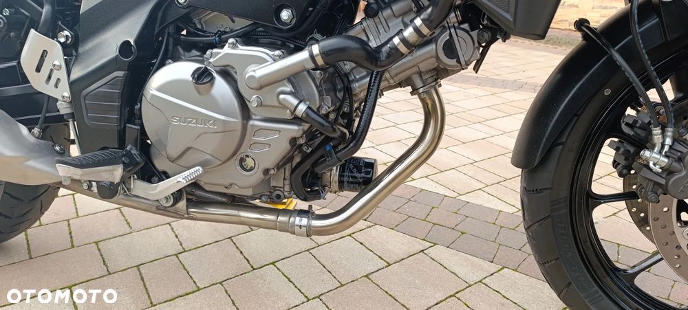 Suzuki V-STROM - 28