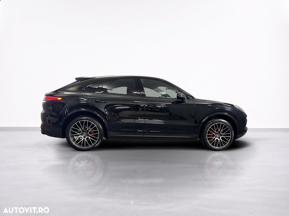 Porsche Cayenne Coupe - 7