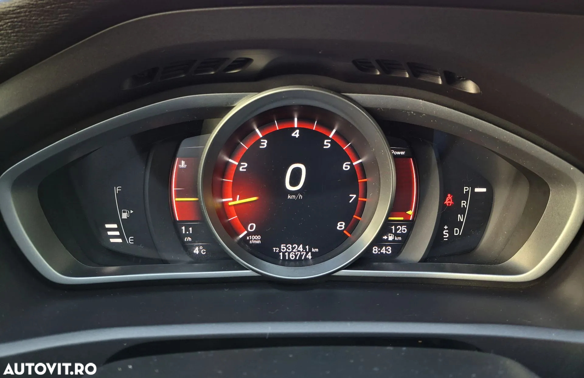 Volvo V40 - 9