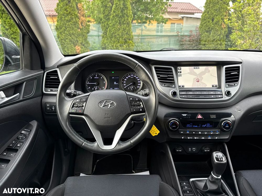 Hyundai Tucson blue 1.7 CRDi 2WD Style - 12