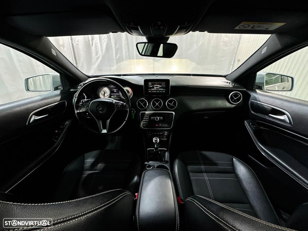 Mercedes-Benz A 180 d Urban - 11