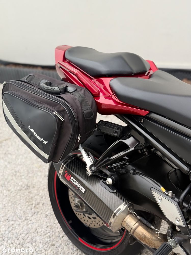 Yamaha FZ - 15