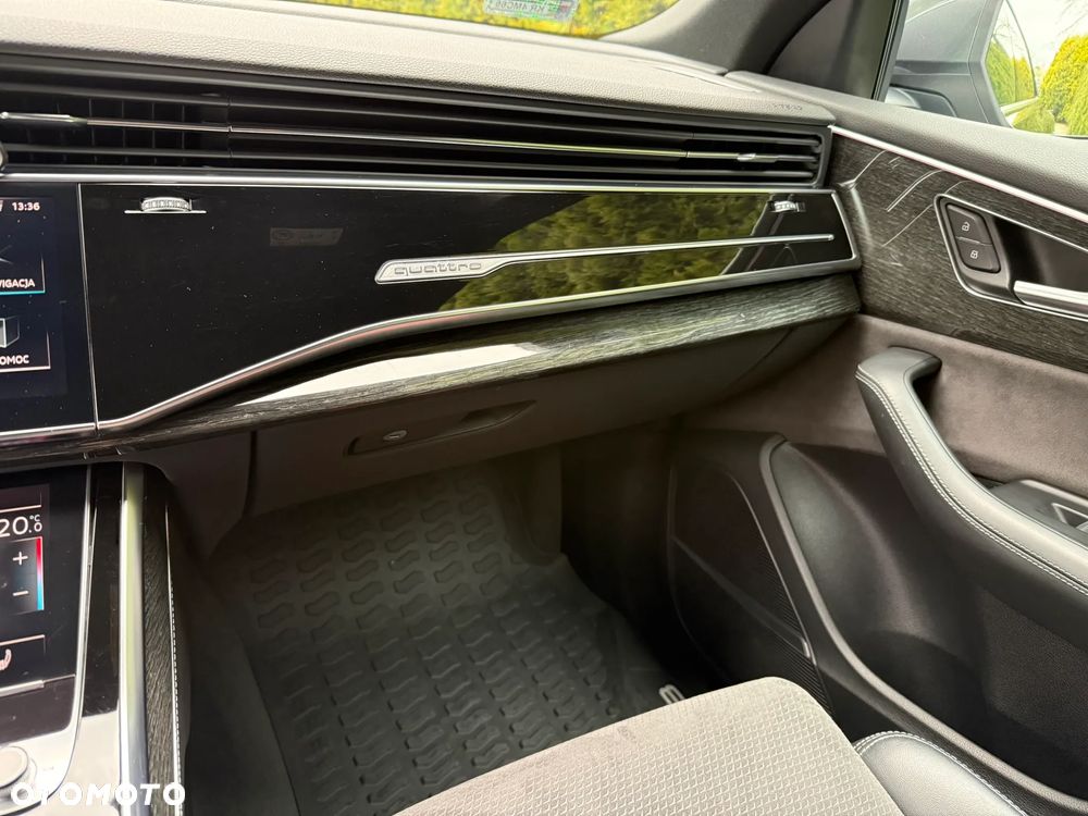 Audi Q8 50 TDI mHEV Quattro Tiptronic - 32