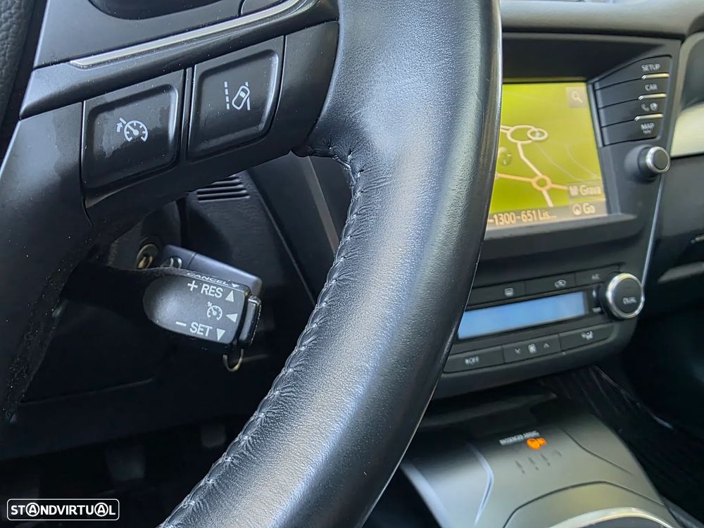 Toyota Avensis SW 2.0 D-4D Luxury+GPS - 21