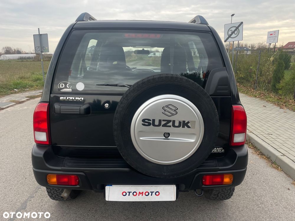 Suzuki Grand Vitara 2.0 Comfort - 25