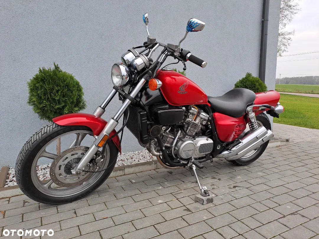 Honda VF - 26