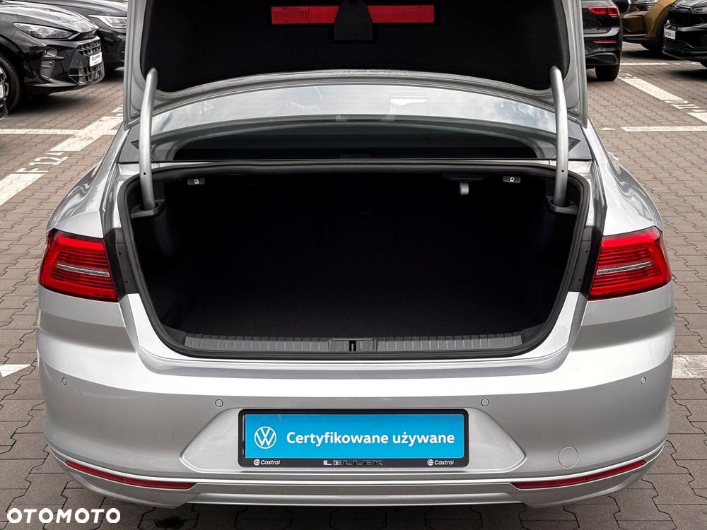 Volkswagen Passat 1.4 TSI BMT ACT Comfortline - 32