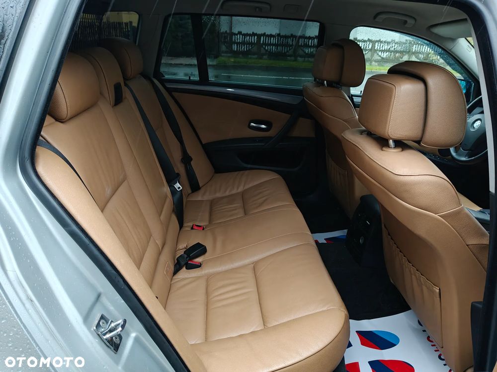 BMW Seria 5 520d Edition Exclusive - 30