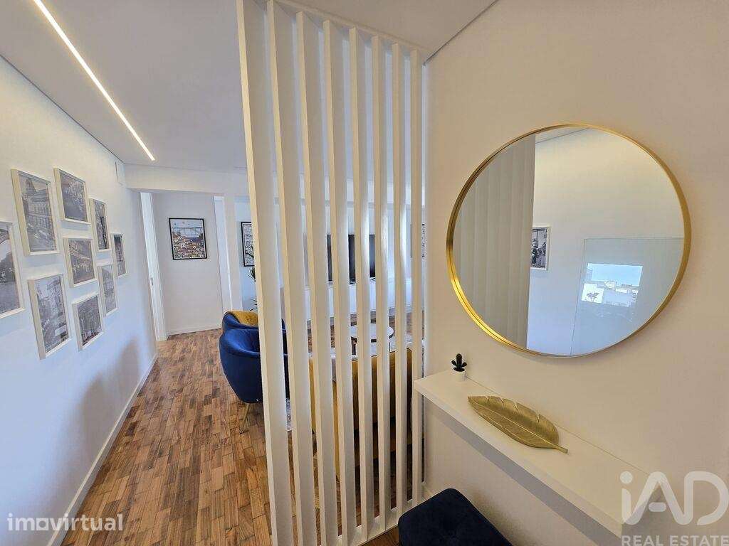 Apartamento T4 em Cedofeita, Santo Ildefonso, Sé, Miragaia, São Nicola - Grande imagem: 4/20