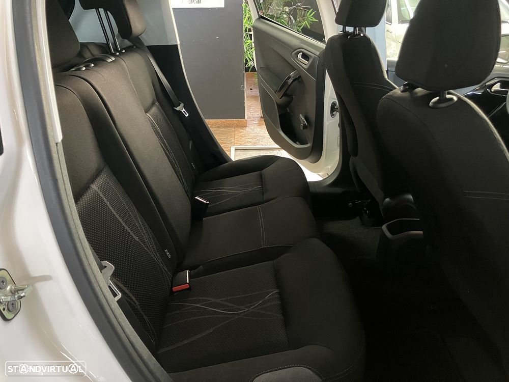 Peugeot 208 1.4 HDi Access - 10