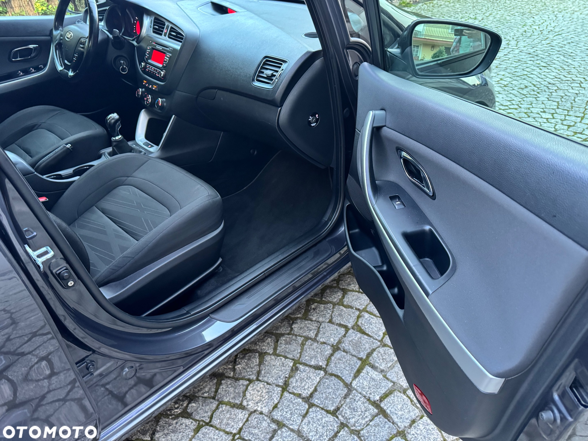 Kia Ceed 1.4 CVVT ISG Dream Team Edition - 24