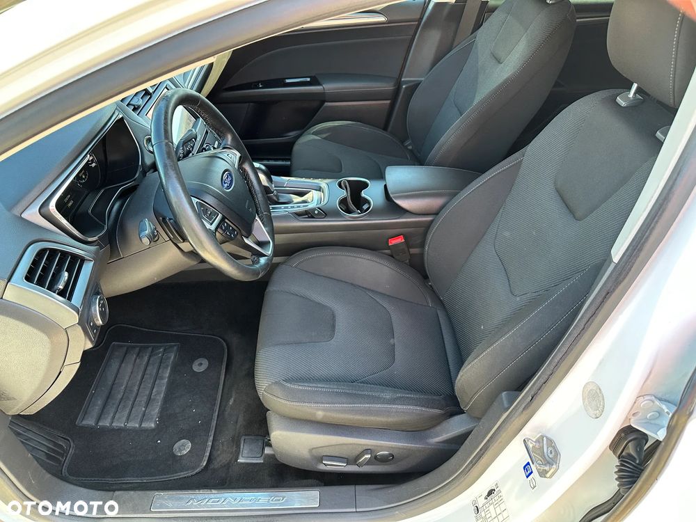 Ford Mondeo - 17