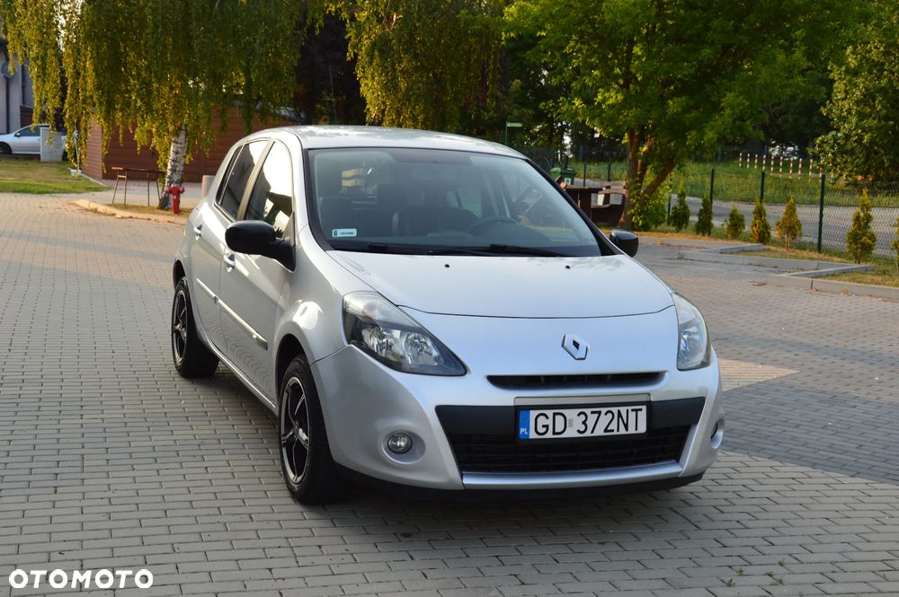 Renault Clio - 6