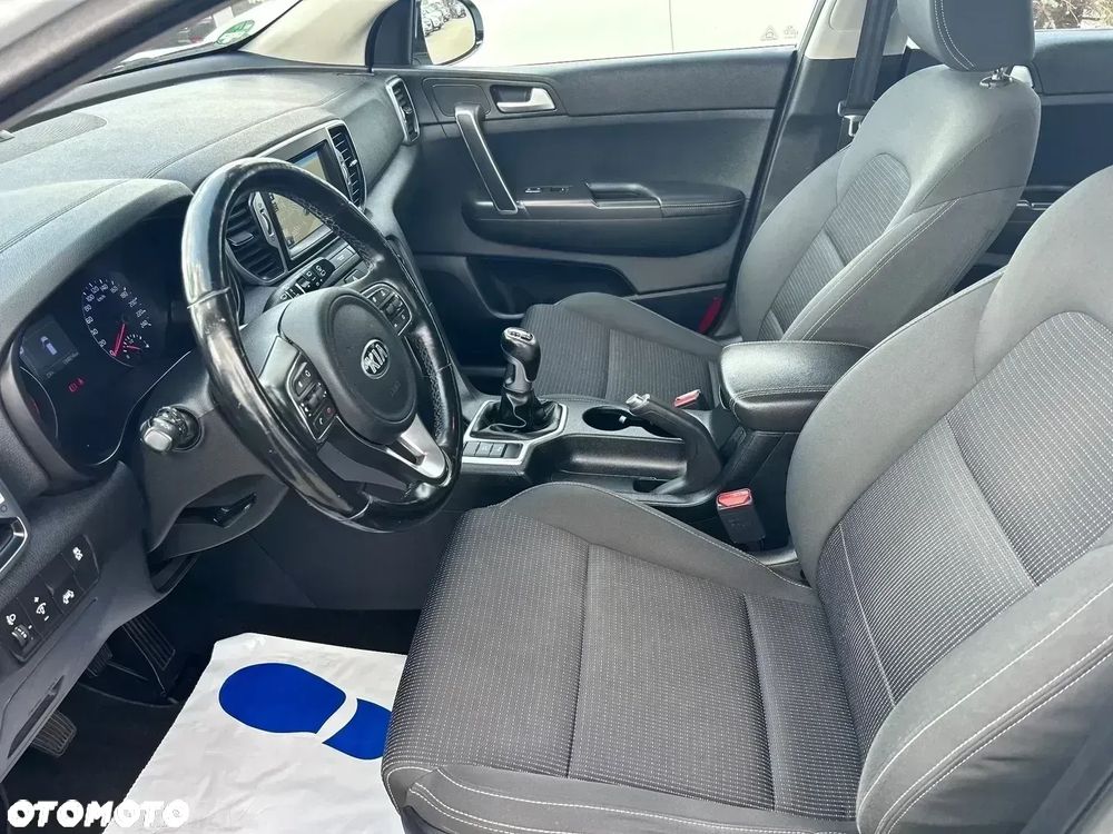 Kia Sportage 1.6 GDI 2WD Attract - 11