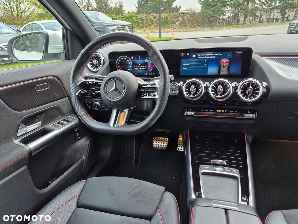 Mercedes-Benz GLA 200 AMG Line - 19
