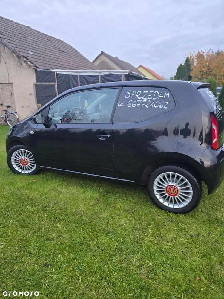 Volkswagen up! (BlueMotion Technology) high - 33