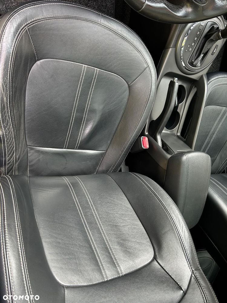Kia Sportage 2.0 CRDI AWD Vision - 33