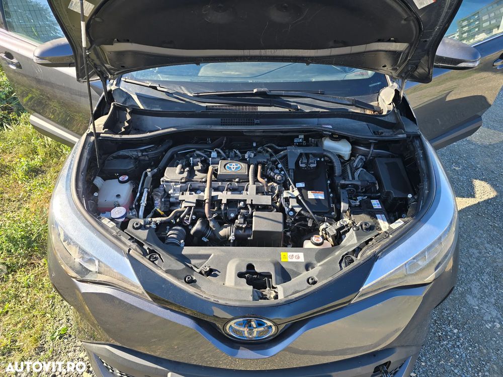 Toyota C-HR 1.8 HSD 4x2 CVT C-enter - 8
