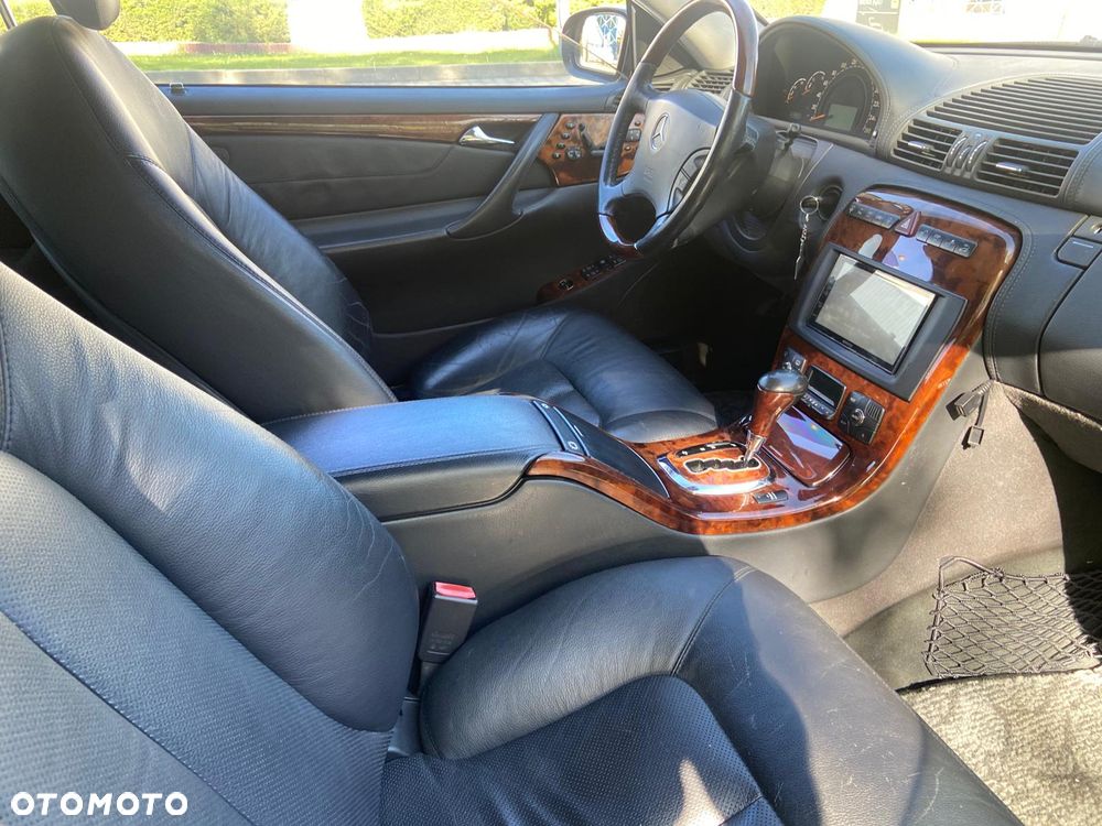 Mercedes-Benz CL 500 - 23