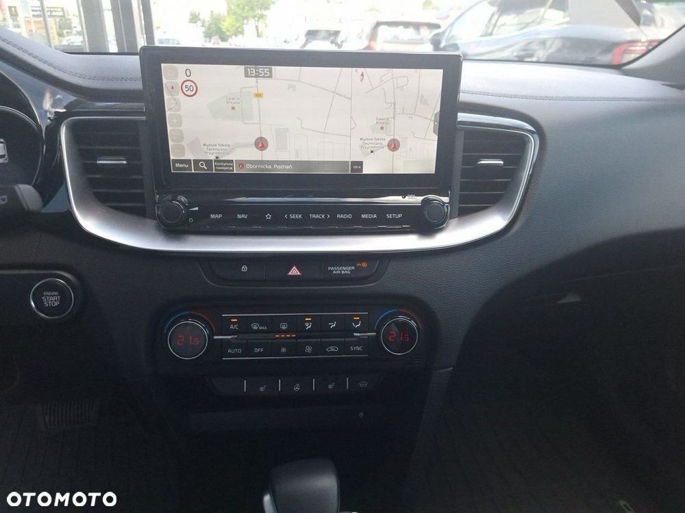 Kia XCeed 1.5 T-GDI Business Line DCT - 18