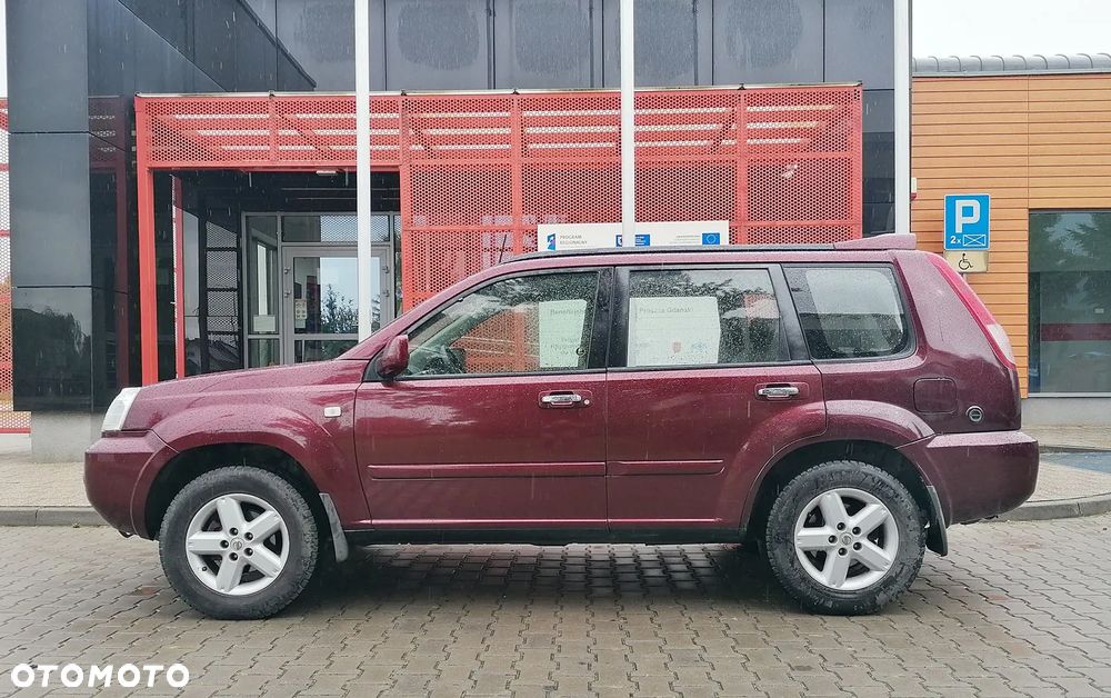 Nissan X-Trail - 8
