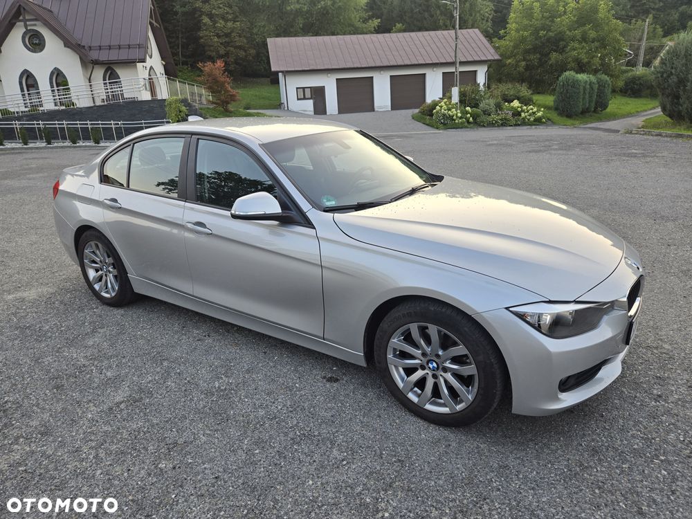 BMW Seria 3 320d - 6