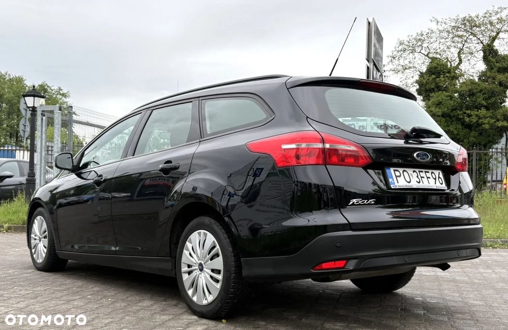 Ford Focus 1.6 Gold X PowerShift - 6
