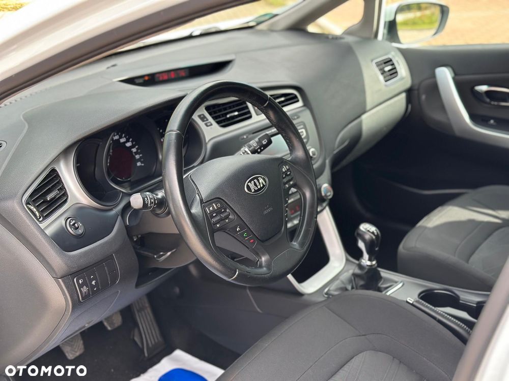 Kia Ceed 1.6 GDI Business Line - 6