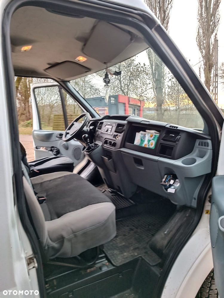 Ford Transit FT300L 2.2 TDCI - 24