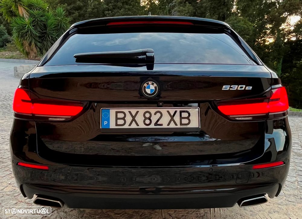 BMW 530 e Touring Aut. Luxury Line - 2