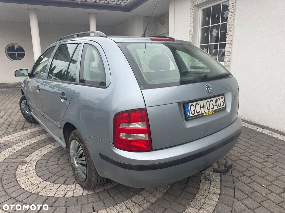 Skoda Fabia - 4
