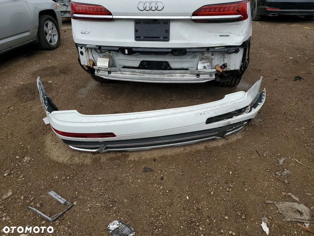 Audi Q7 - 11