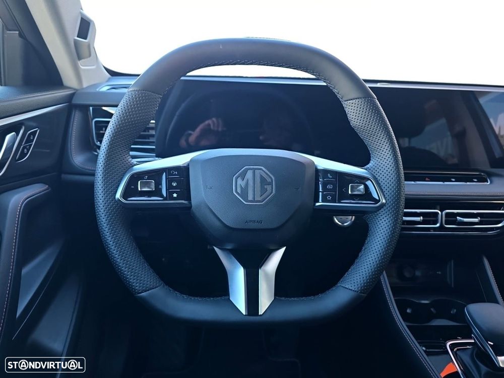 MG HS 1.5 Plug-in Hybrid Luxury - 10