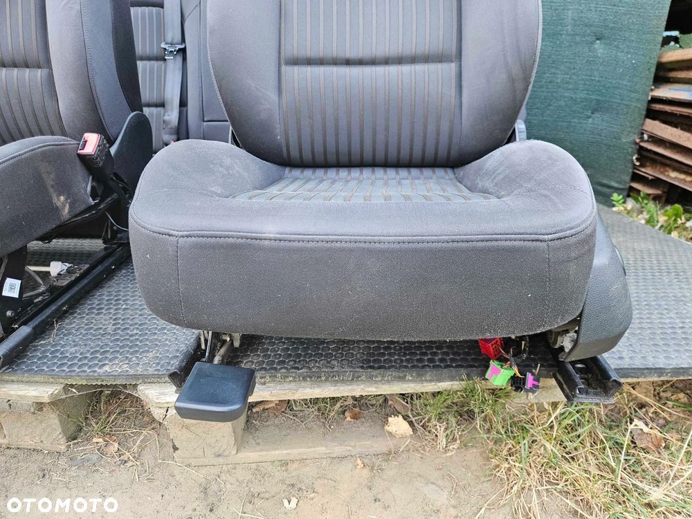 Fotele Fotel Kanapa Skladana Ciemne Grzane Elektryczne Ledzwia Podswietlanie  Audi A4 B8 Kombi Avant - 9