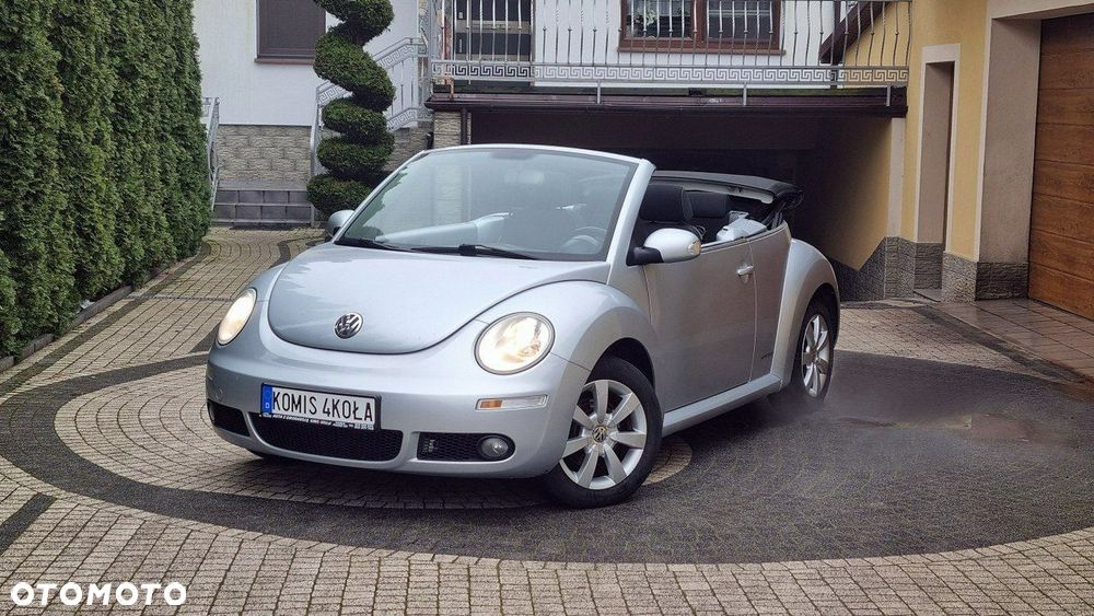 Volkswagen New Beetle - 1