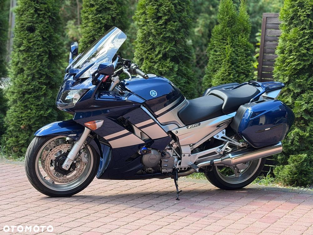 Yamaha FJR - 6