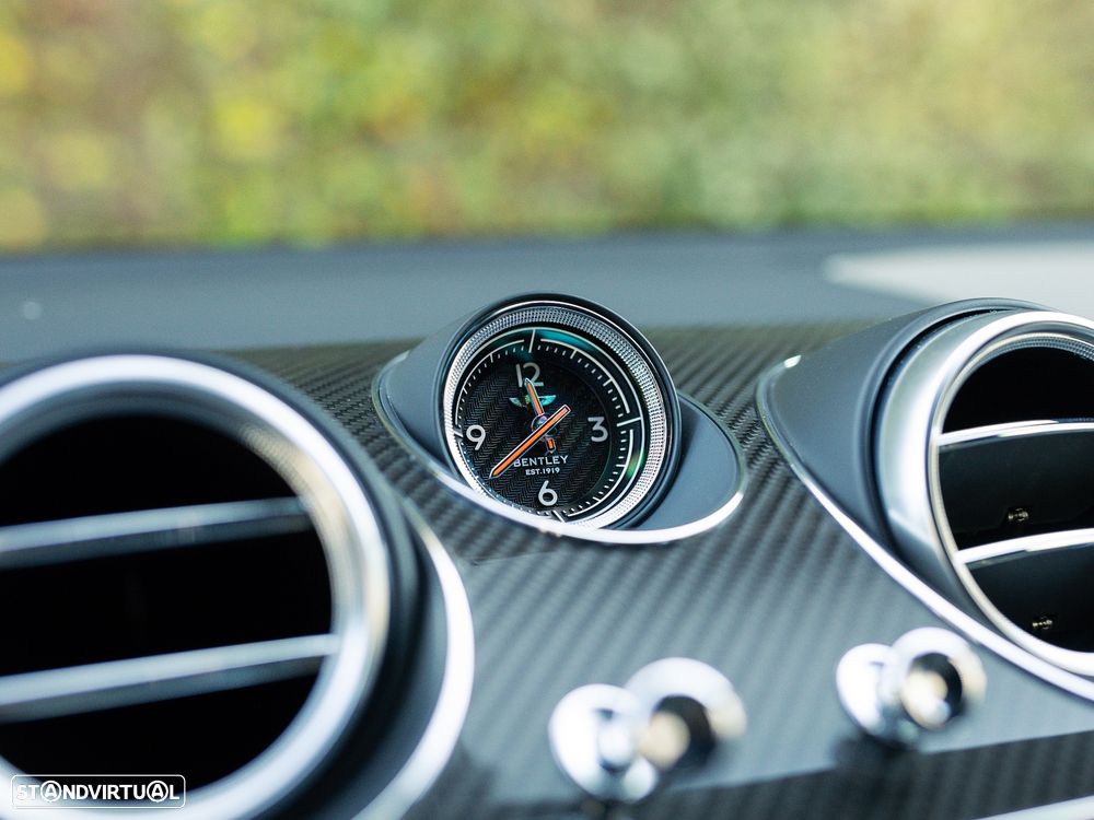 Bentley Bentayga V8 - 41