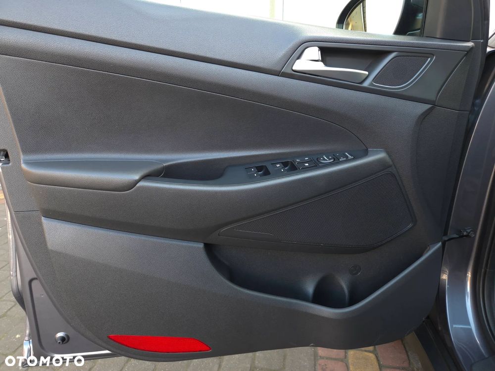 Hyundai Tucson blue 1.6 GDi 2WD Passion - 21