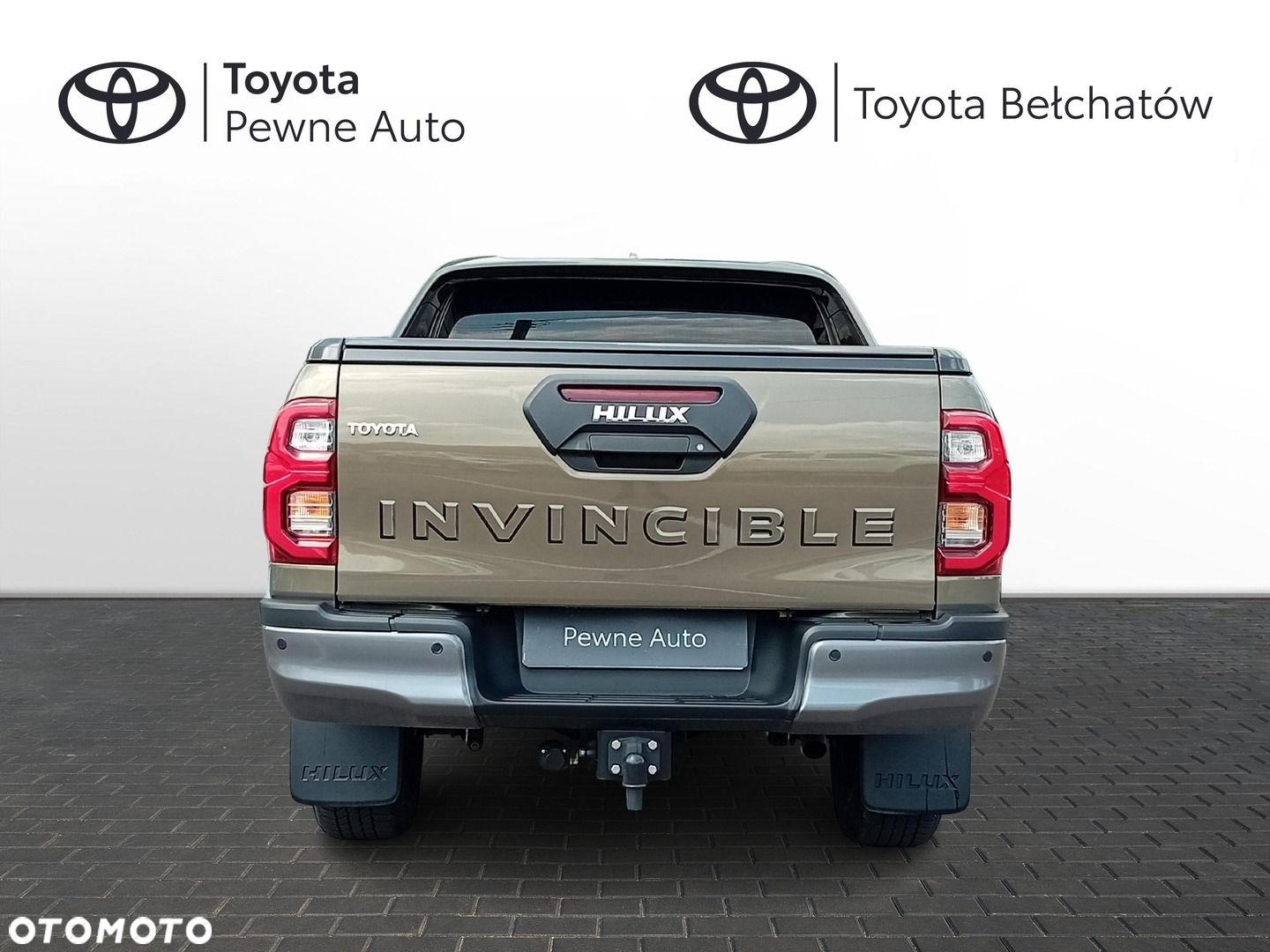 Toyota Hilux 2.8 D-4D Double Cab Invincible Sport 4x4 - 4