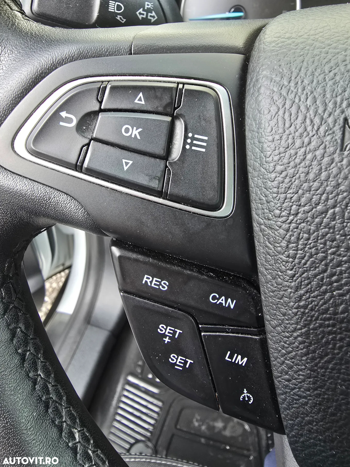Ford EcoSport 1.5 EcoBlue Titanium - 14