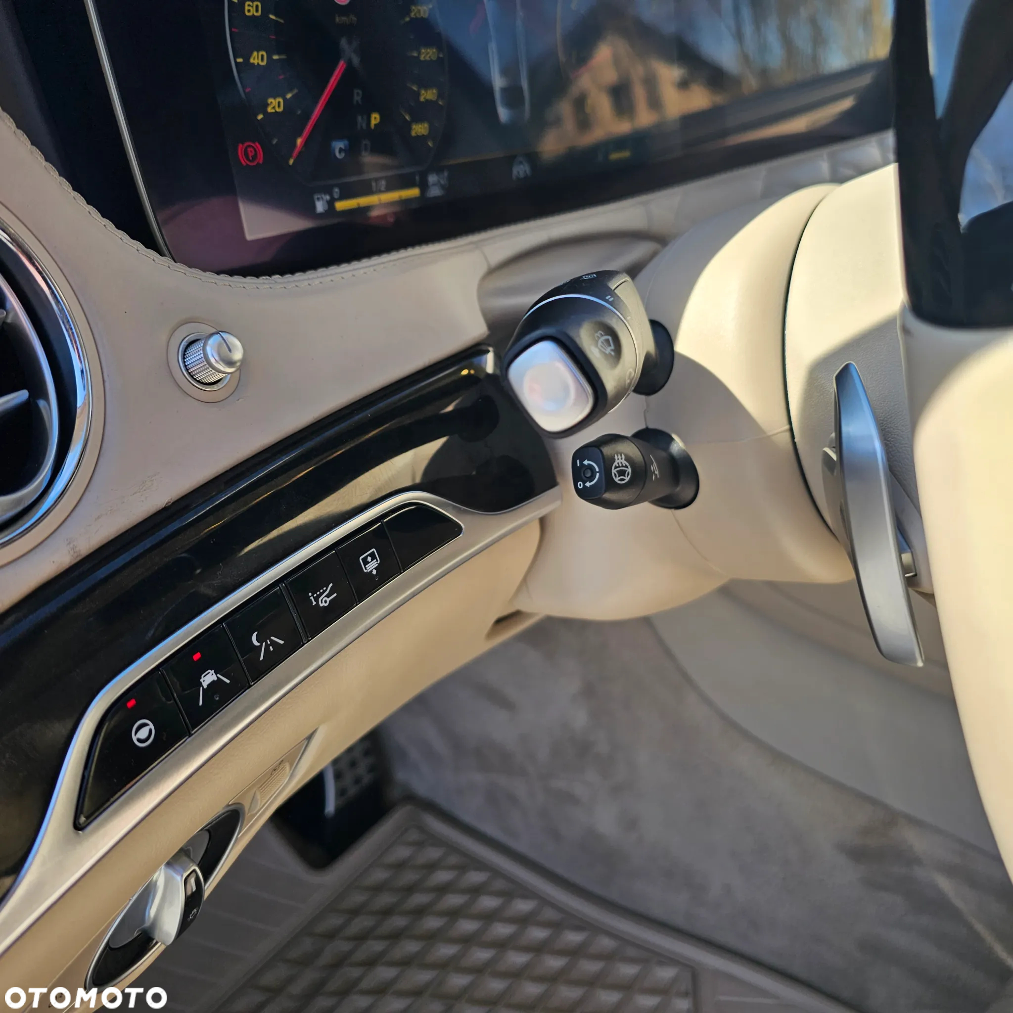 Mercedes-Benz Klasa S 560 4-Matic L 9G-TRONIC - 28
