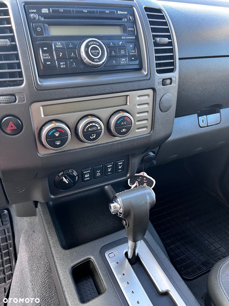 Nissan NAVARA - 16