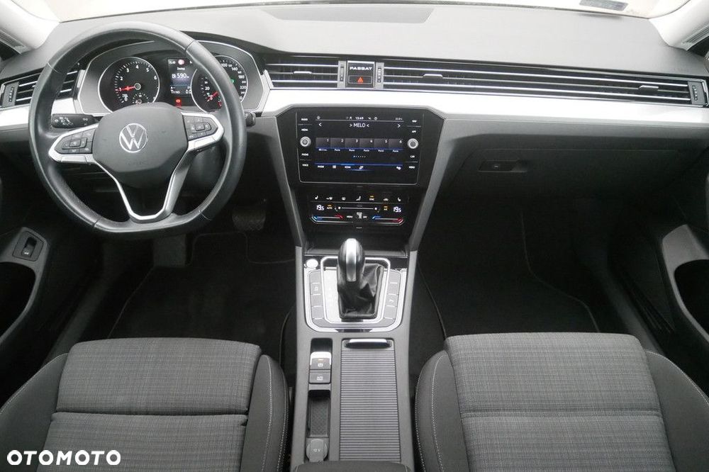 Volkswagen Passat Variant 1.5 TSI EVO Business DSG - 8