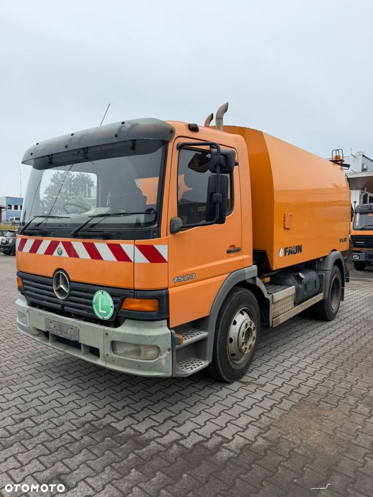 MIKANN Atego 1523