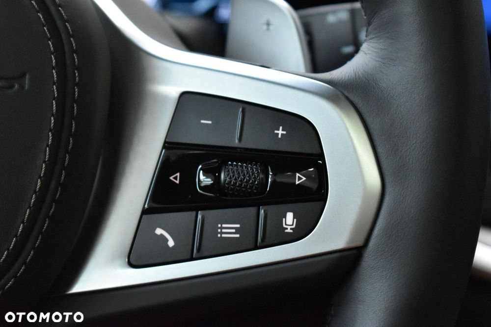 BMW X7 - 18