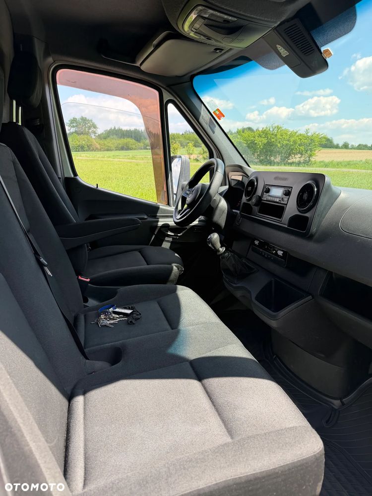 Mercedes-Benz Sprinter 319 CDI - 8