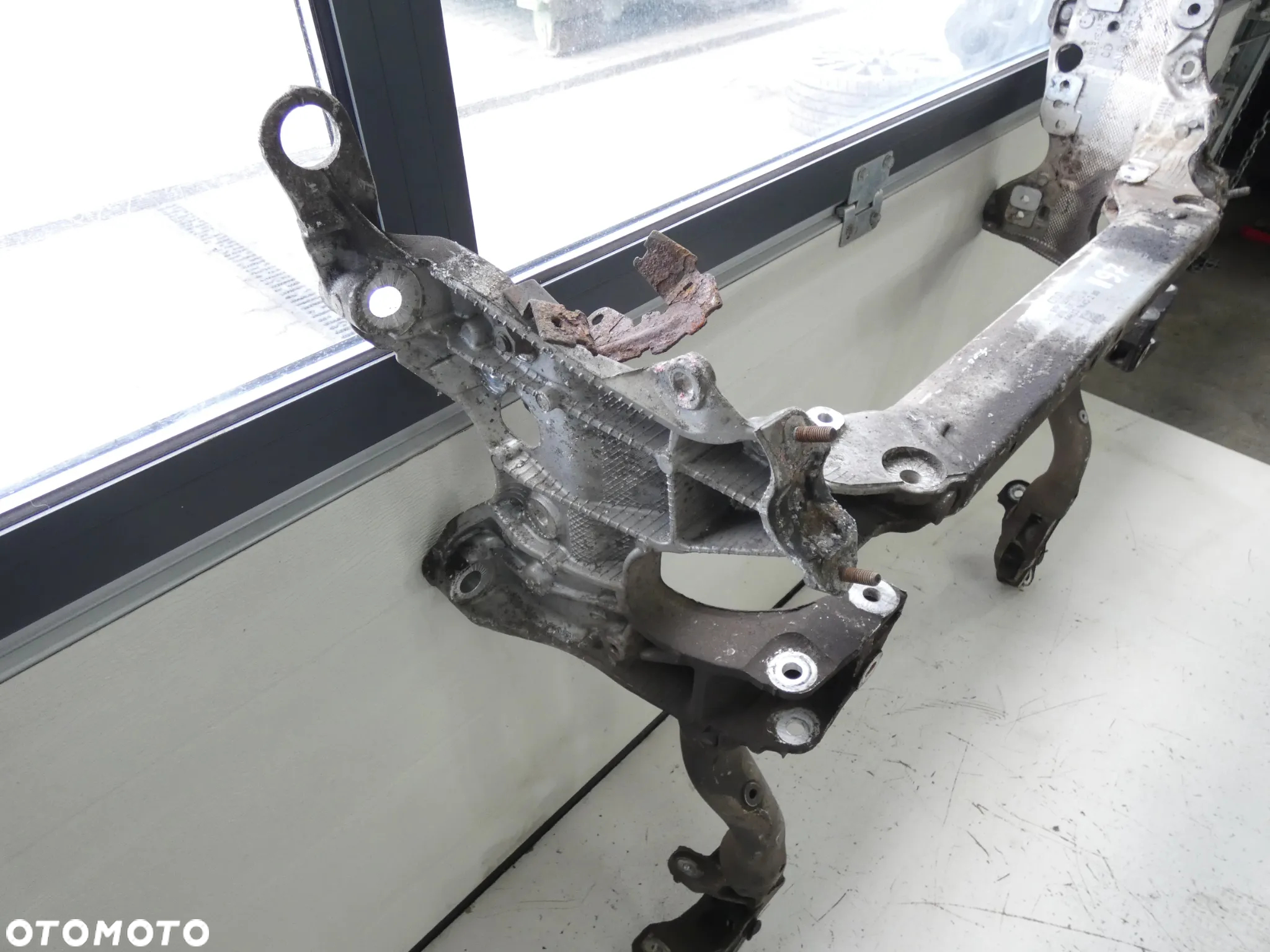 AUDI A5 2.0 TDI WÓZEK BELKA SILNIKA SANKI PRZÓD 8T0399315H H97 - 6
