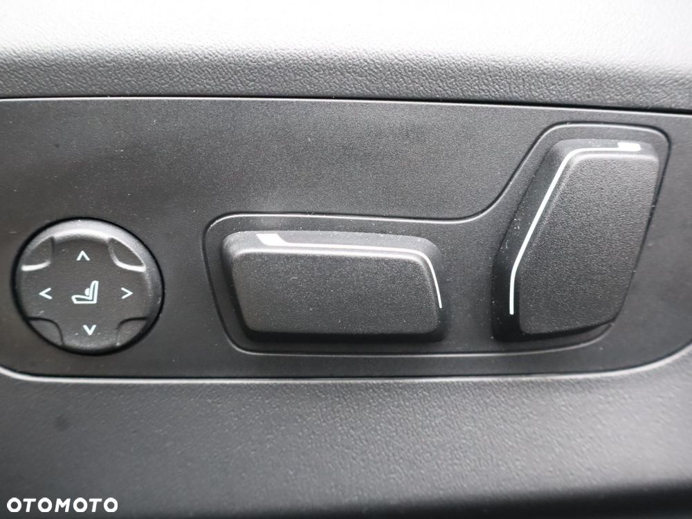 BMW Seria 5 - 16